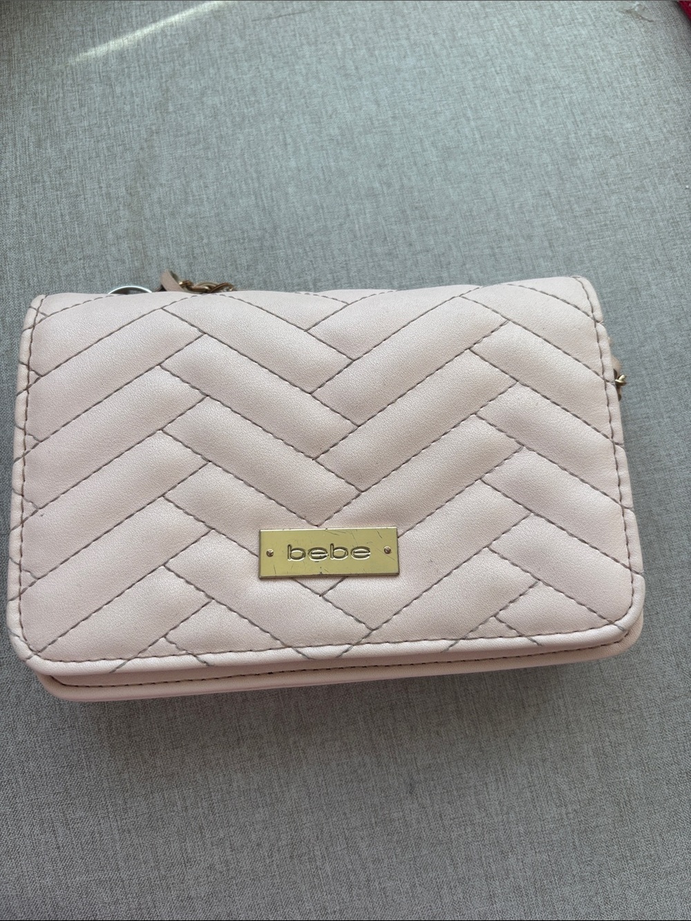 bebe Quilted Light Pink Crossbody Wallet with Gold Plaque